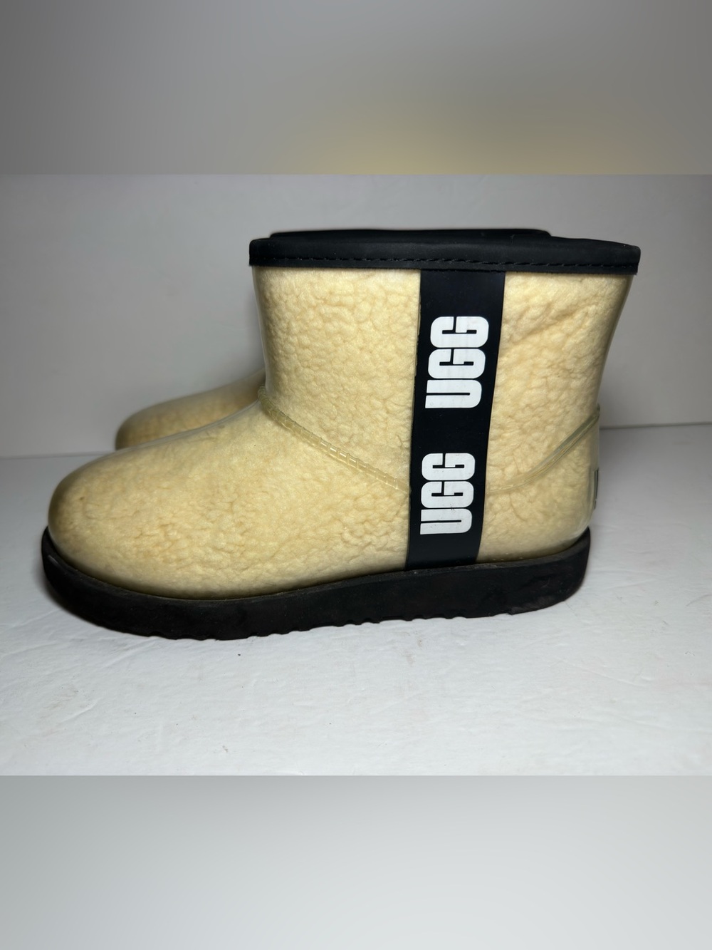 UGG Kids Girls Clear Mini II Natural Black Ankle Rain Booties Fleece‎ Sz 3